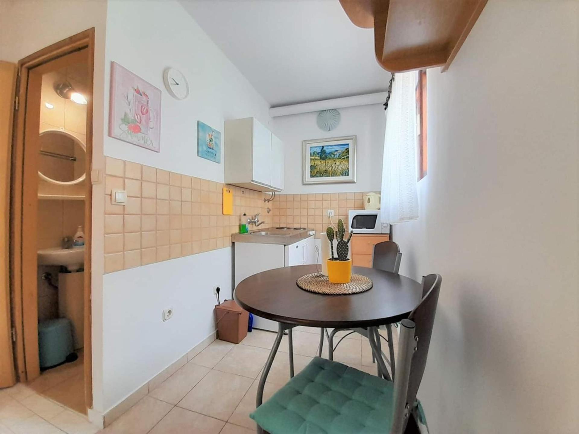 Lovely Studio Malina Close To The Beach Đảo Krk Ngoại thất bức ảnh