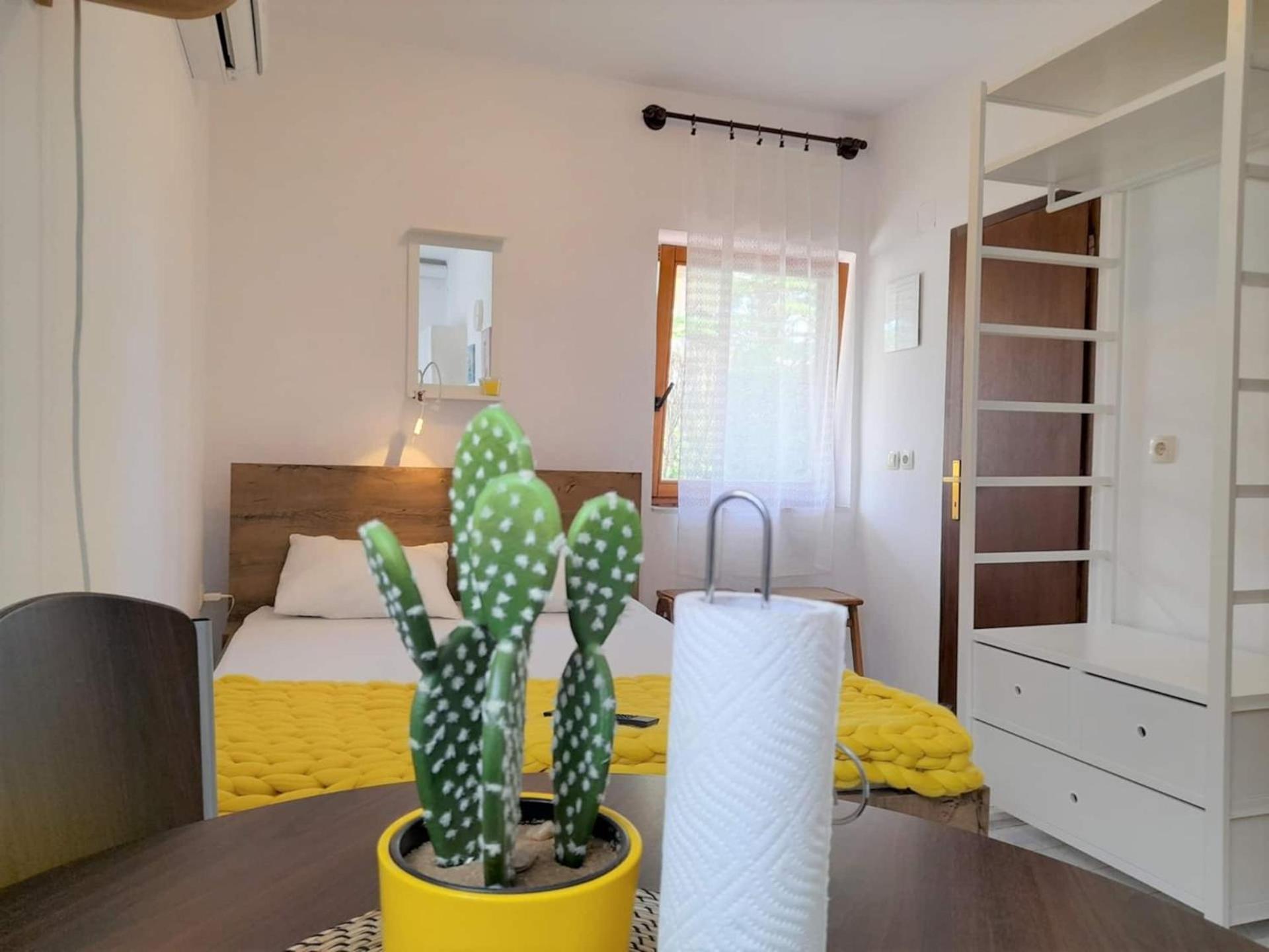 Lovely Studio Malina Close To The Beach Đảo Krk Ngoại thất bức ảnh